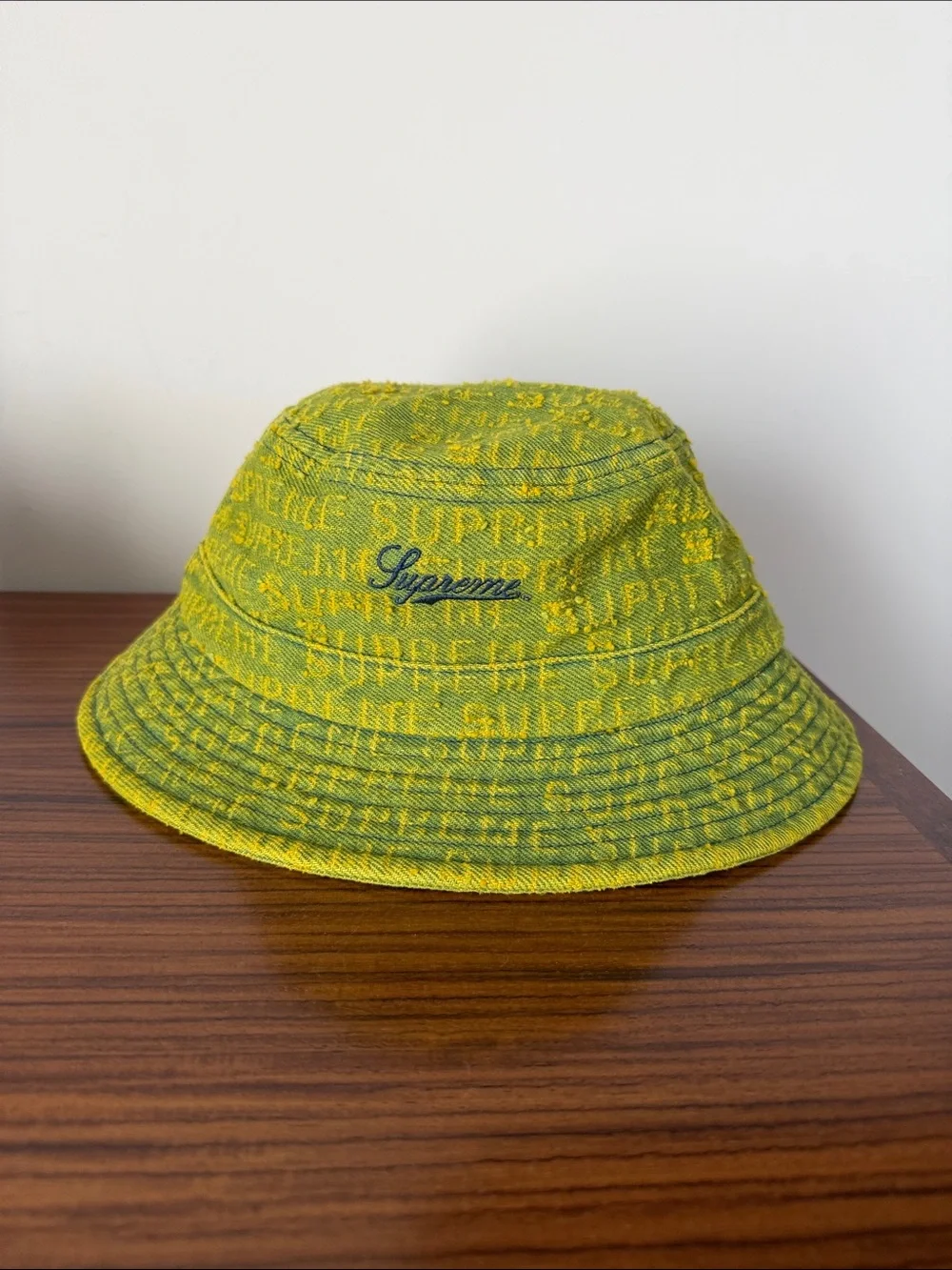 Supreme kids bucket